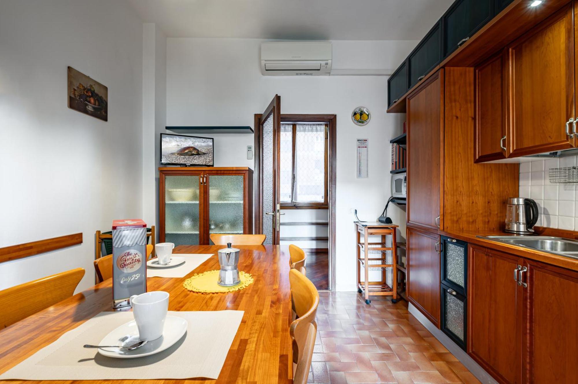 Visarno & University Roomy Flat X6 With Parking Florenţa Exterior foto
