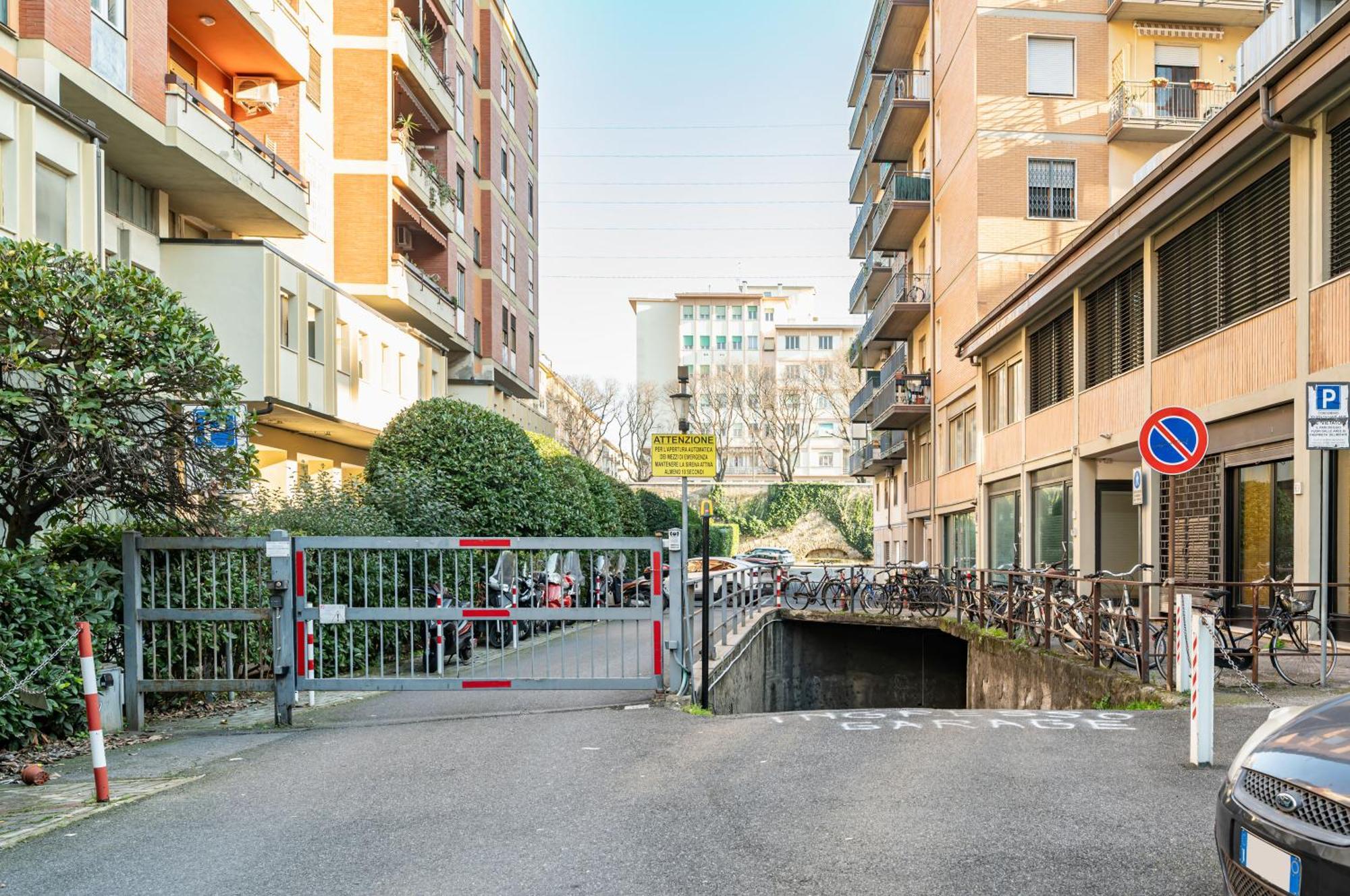 Visarno & University Roomy Flat X6 With Parking Florenţa Exterior foto